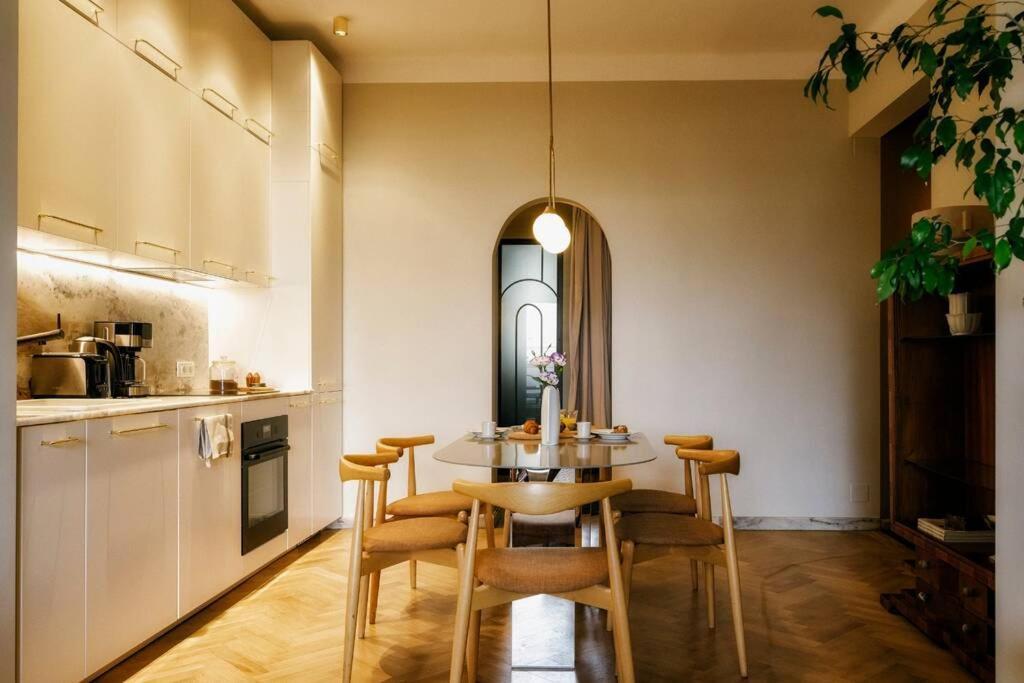 Luxurious Huge Flat With Large Terrace Apartment Букурещ Екстериор снимка
